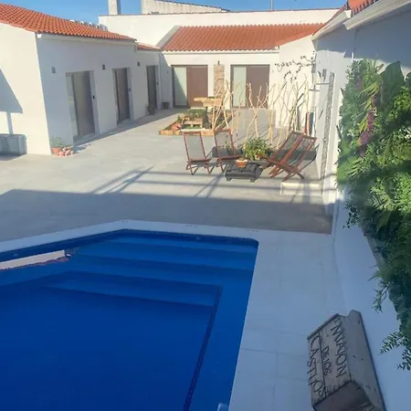 بيت ضيافة El Miajon De Castuos Valdesalor