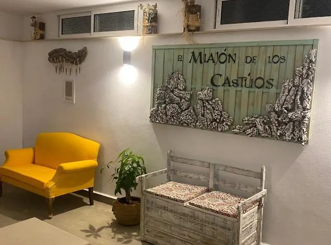 Gasthuis El Miajon De Castuos Valdesalor